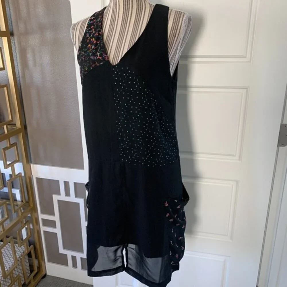 Leith Sleeveless Dress with Oversized Pockets
